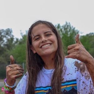 Meet your Posher, Isabel